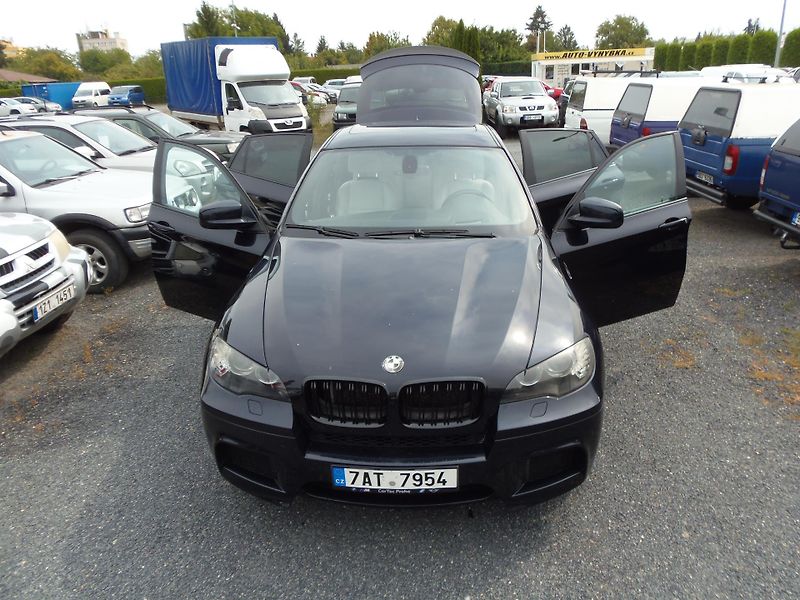 BMW X6 (2009) X6M - fotka 15 z 28