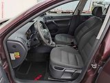 Škoda Octavia (2011) 1.6 MPi, ČR, Klima - náhled 9