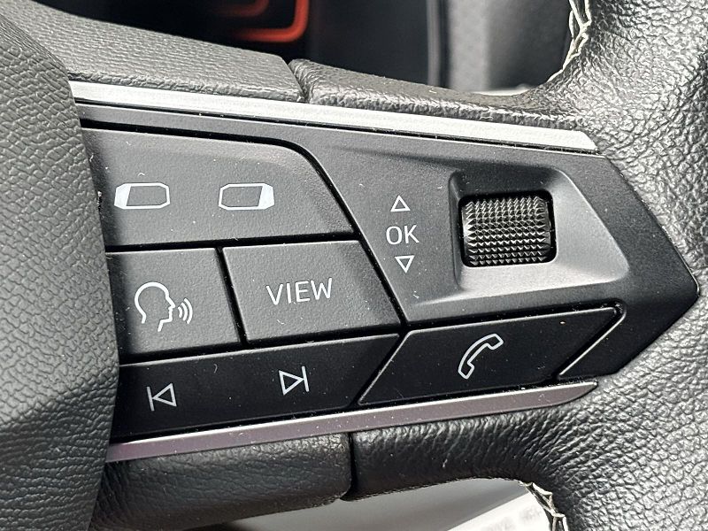 Seat Arona (2024) 1.0 TSI DSG Style - fotka 19 z 27