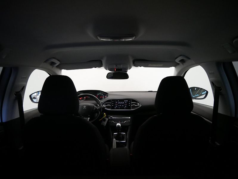 Peugeot 308 - fotka 28 z 30
