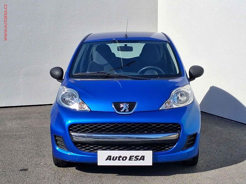 Peugeot 107 (2009) 1.0i, ČR - fotka 2 z 13