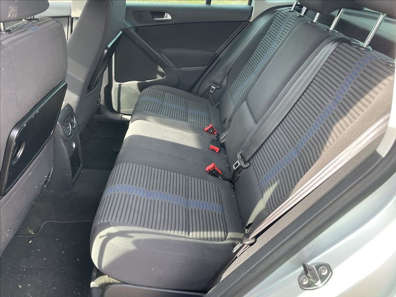 Volkswagen Tiguan 2,0 TDi 4-Motion 125kw VADA MO - fotka 8 z 25