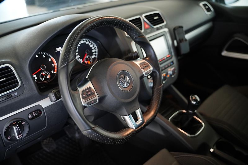 Volkswagen Scirocco - fotka 14 z 28