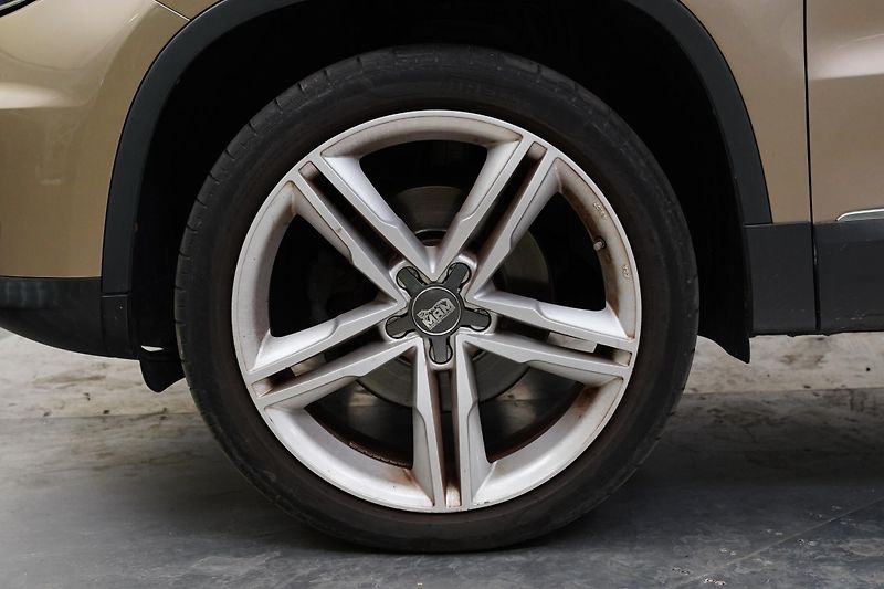 Volkswagen Tiguan - fotka 10 z 21