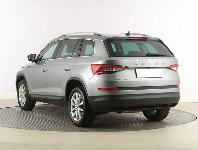 Škoda Kodiaq (2021) Style 2.0 TDI, digi klima - fotka 4 z 26