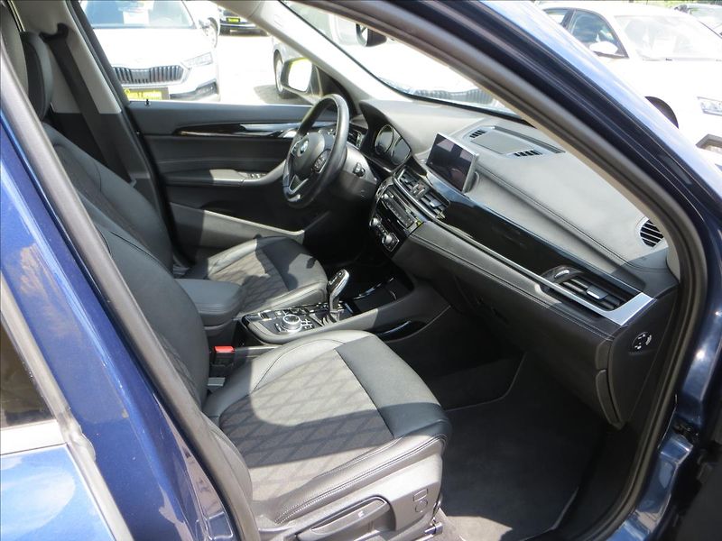 BMW X1 1,5 i sDrive AUT LED Navi ČR - fotka 11 z 27