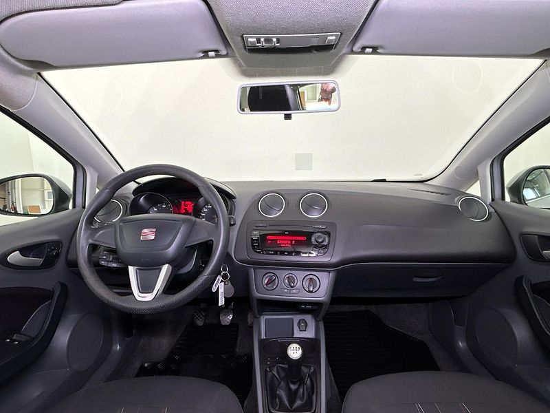 Seat Ibiza Reference - fotka 5 z 27