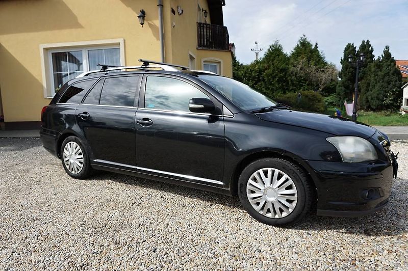 Toyota Avensis (2007) 2,4 16V 120 kW - fotka 2 z 29
