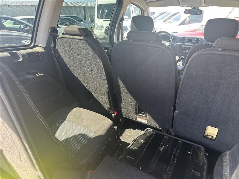 Ford Galaxy 2,0 103kW 7MÍST,TAŽNÉ,NOVÁ STK - fotka 26 z 33