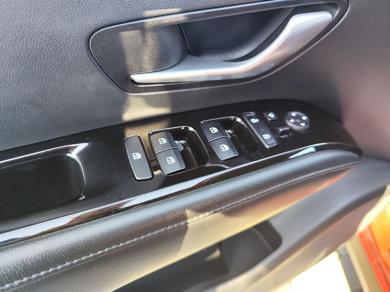 Hyundai Tucson 1.6 T-GDI/110kW Smart DCT MHEV - fotka 28 z 37