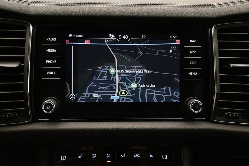 Škoda Kodiaq 2,0 TDI 110 kW DSG Ambition 7m - fotka 21 z 34