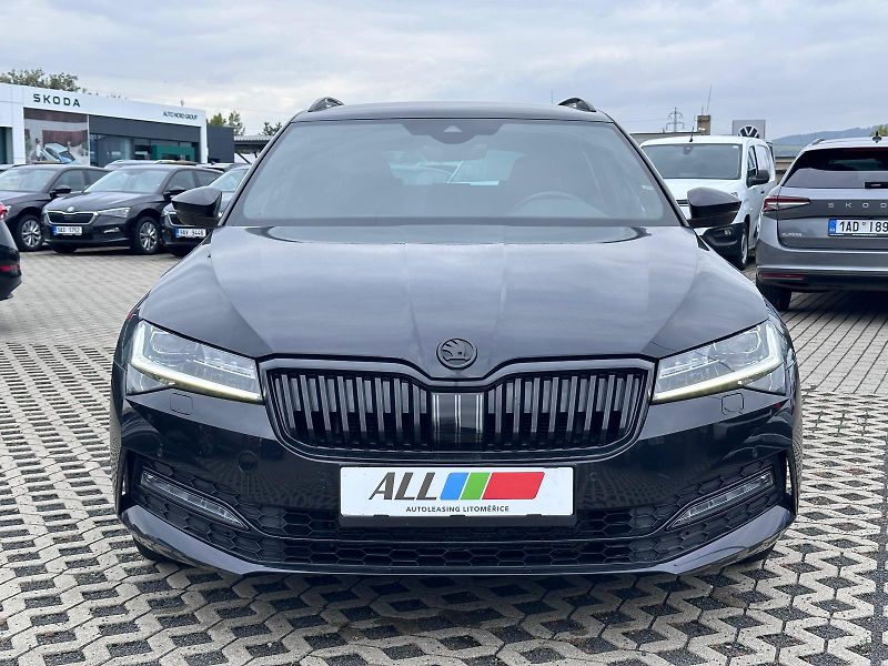 Škoda Superb COMBI 2,0 TDI 4x4 SPORTLINE - fotka 7 z 18
