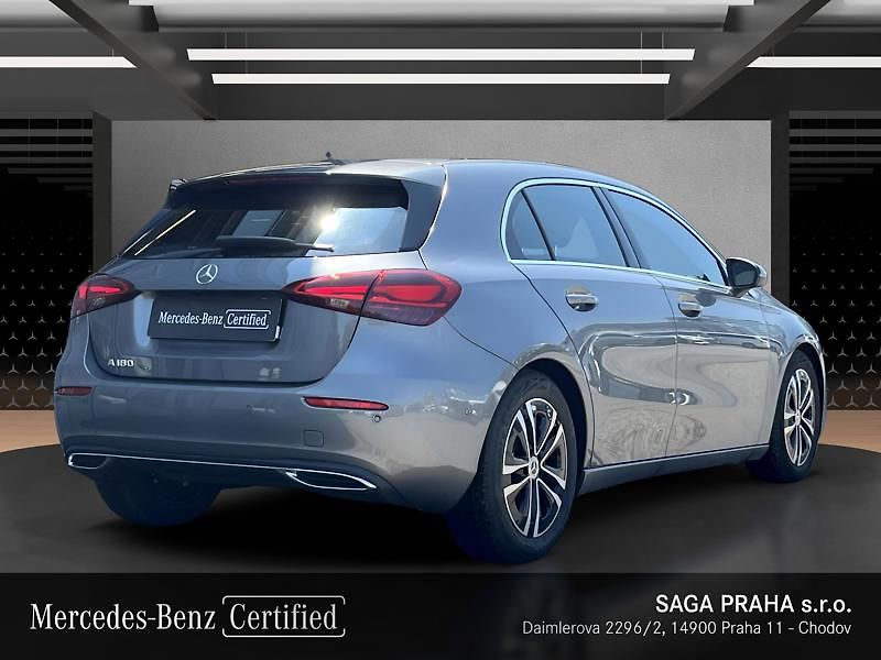 Mercedes-Benz Třídy A A-Třída 180 Progressive Editio - fotka 4 z 20