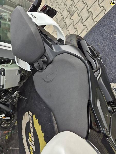 CFMOTO (2025) 675 NK - fotka 16 z 20