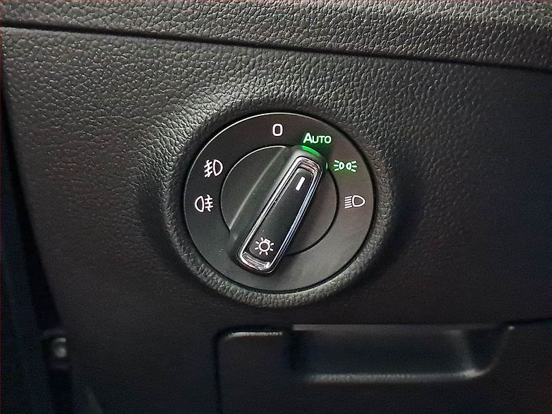 Škoda Superb (2017) 2.0 TDI, Automat, Navi - fotka 20 z 21