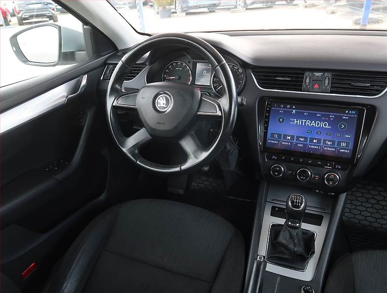 Škoda Octavia (2014) Elegance 2.0 TDI, Tempomat - fotka 7 z 16