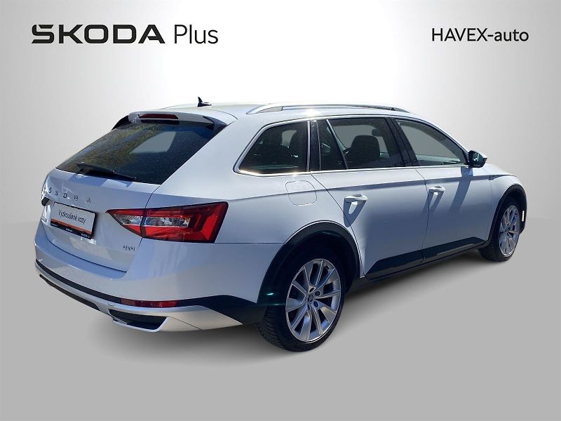 Škoda Superb (2022) Combi 2.0 TDI 4x4 DSG Scout - fotka 2 z 31