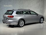 Volkswagen Passat 2,0 TDi  DSG Highline Virtual - náhled 8