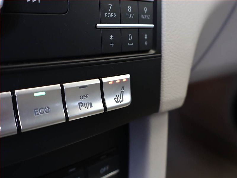 Mercedes-Benz Třídy E (2015) E 200 BlueTEC, Automat, Kůže - fotka 19 z 20