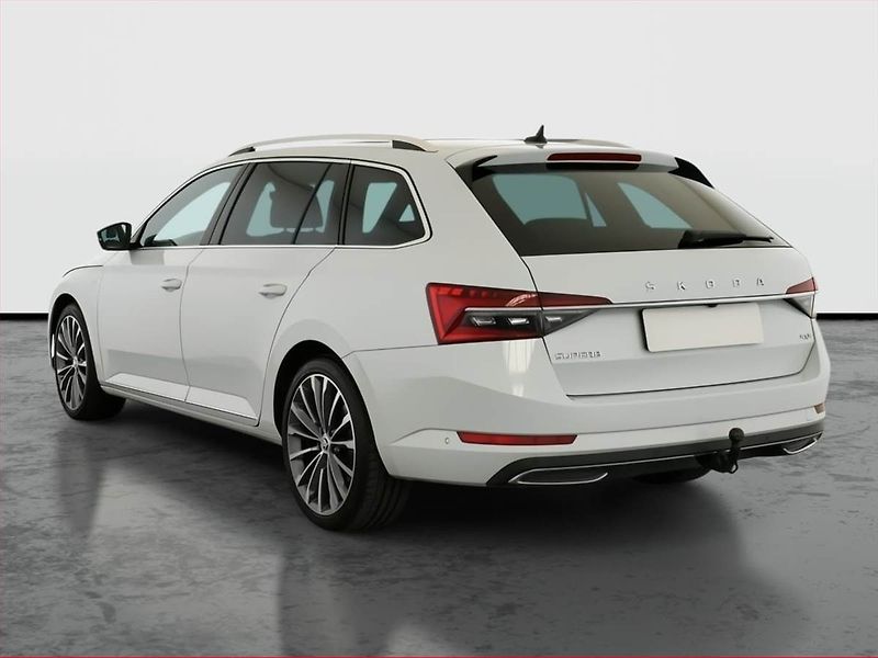 Škoda Superb (2023) 2.0 TDI - fotka 4 z 21