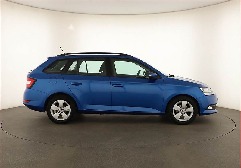 Škoda Fabia (2021) Ambition 1.0 TSI, ČR,1.maj - fotka 6 z 13