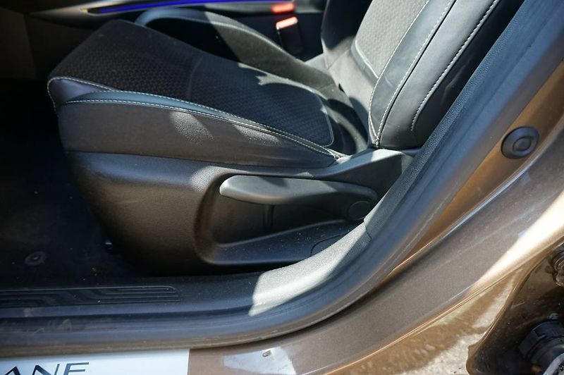 Renault Mégane (2017) 1,2  1,Majitel  nové v ČR - fotka 8 z 35