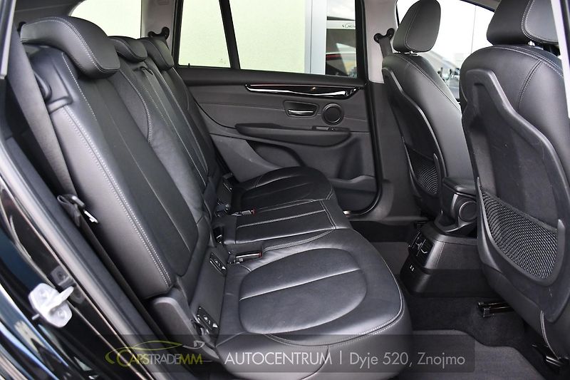 BMW Řada 2 216d GRAND TOURER TAŽNÉ 7MÍST - fotka 19 z 54