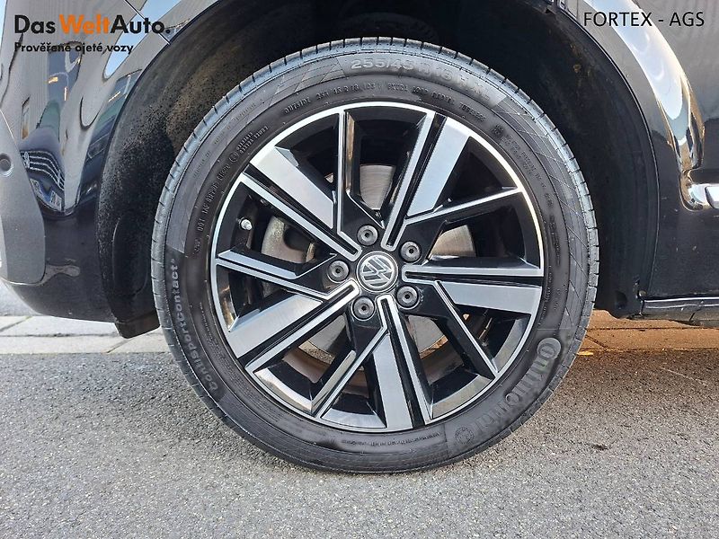 Volkswagen Multivan (2020) Highline,2.0 TDI,146kW,DSG,4Mo - fotka 30 z 31