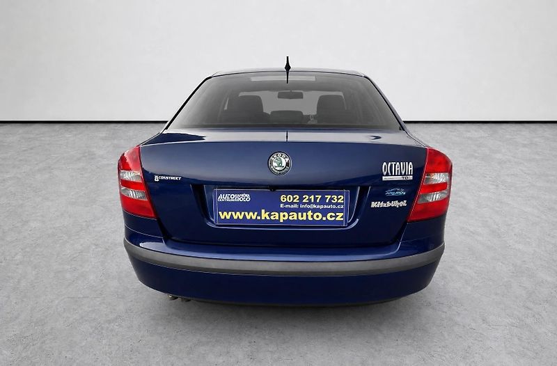 Škoda Octavia 2.0 TDI Elegance - fotka 7 z 34