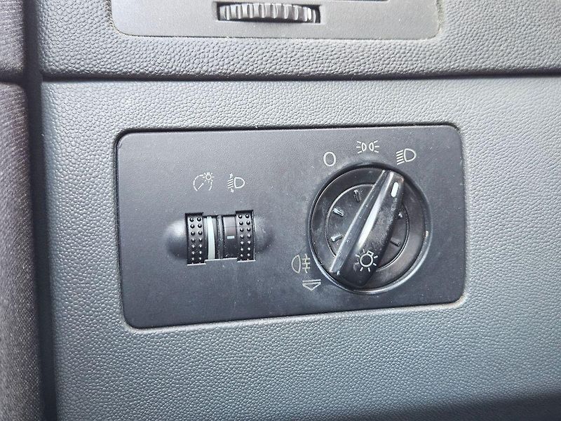 Škoda Fabia 1.2 HTP, ČR, nová STK - fotka 14 z 22