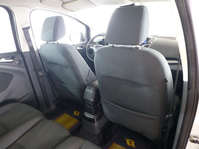 Ford C-MAX (2014) 1,6TDCI-85KW**ALU*PARK.S**NAVI - fotka 23 z 26