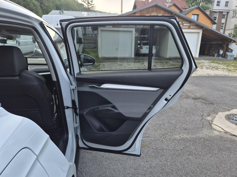 Škoda Enyaq 150kw, iV80 19ALU SOH 92% - fotka 36 z 45