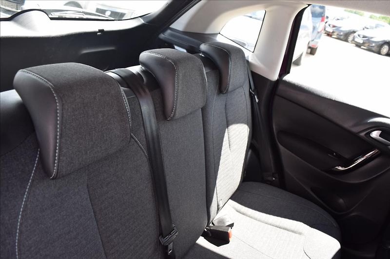 Citroën C3 1,2 i 60KW NÍZKÉ KM ALU PO STK - fotka 20 z 42
