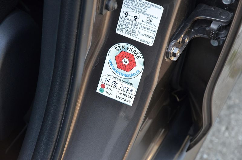 Mitsubishi ASX (2018) 1.6 MIVEC 86kW / ČR / TAŽNÉ - fotka 28 z 30