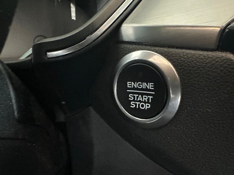 Ford Kuga Titanium 2.0 EcoBlue 150k man. - fotka 23 z 31