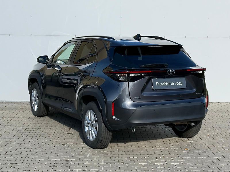 Toyota Yaris Cross 1.5 HSD e-CVT Comfort FWD - fotka 7 z 26