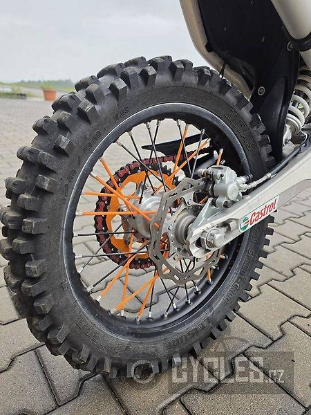 KTM 300 EXC TPI (2019) - fotka 4 z 17