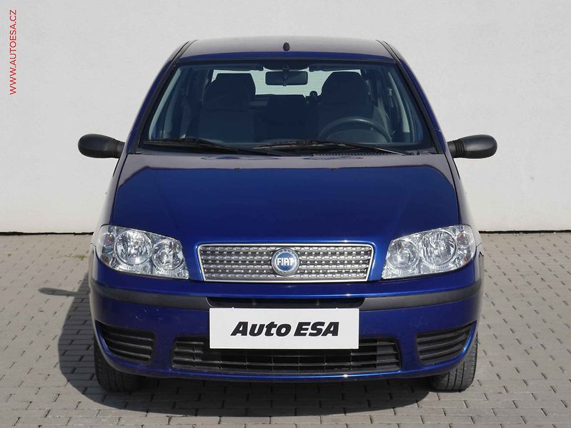 Fiat Punto (2008) 1.2i, ČR, El.okna - fotka 2 z 14