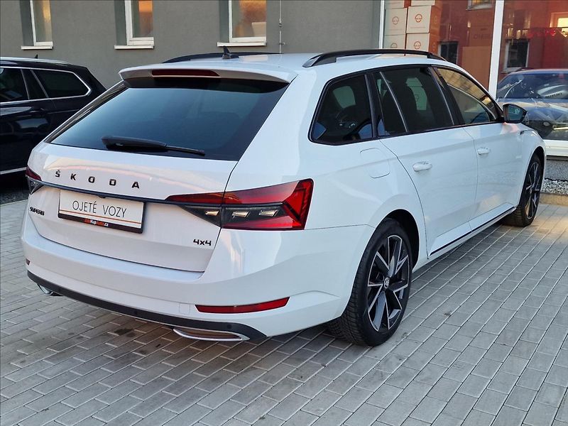 Škoda Superb 2.0TDI 147kW 4x4 DSG Sportline - fotka 10 z 50