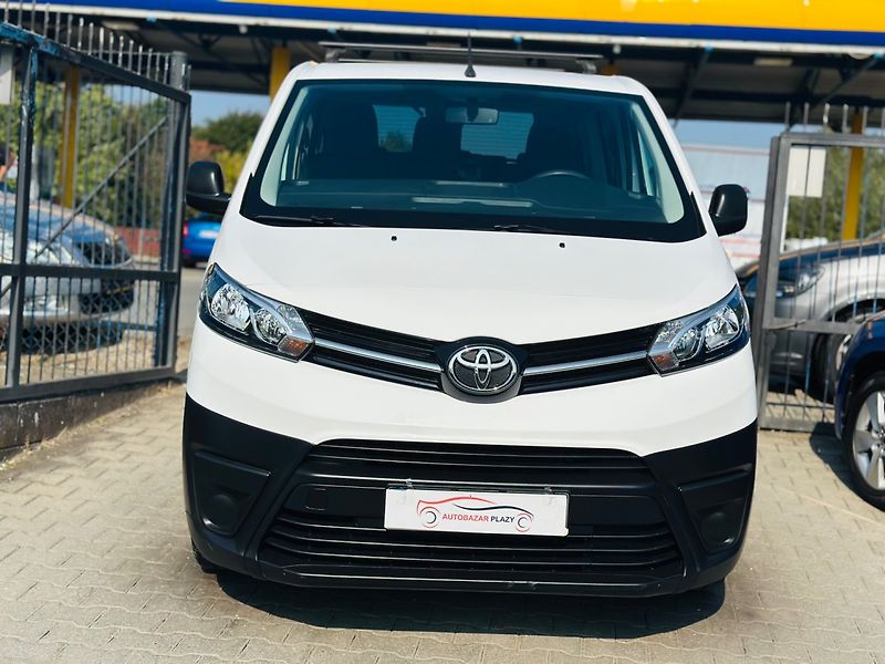 Toyota ProAce (2020) 2.0D 6 MÍST,VÝHŘEV SED.,100%KM - fotka 2 z 24