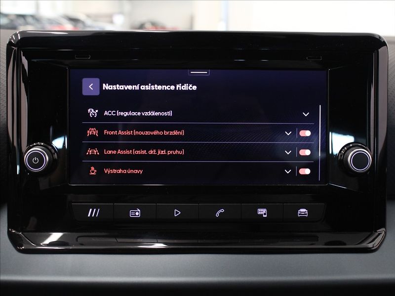 Seat Arona 1,0 TSi DSG Xperience 5L.Zár. - fotka 11 z 23
