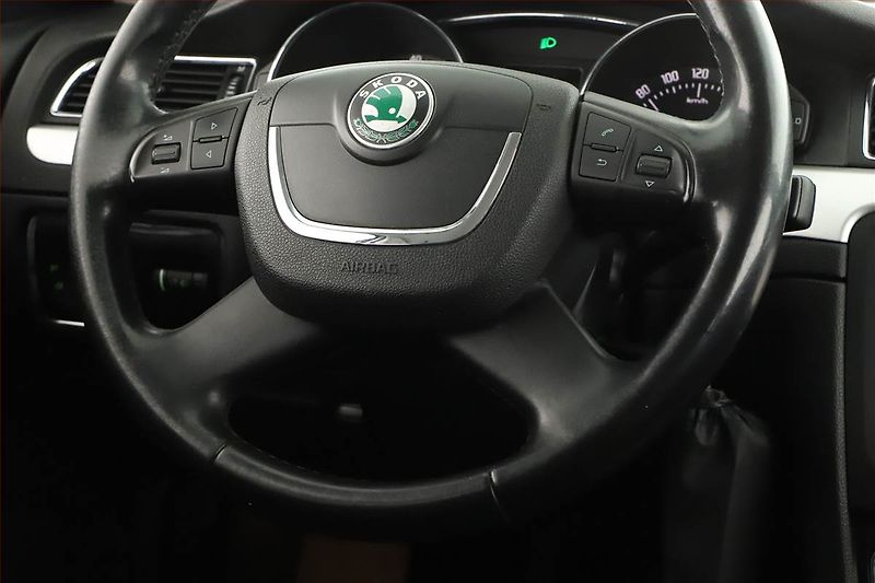 Škoda Superb (2010) 1.8 TSI, 4X4, Tempomat - fotka 8 z 18