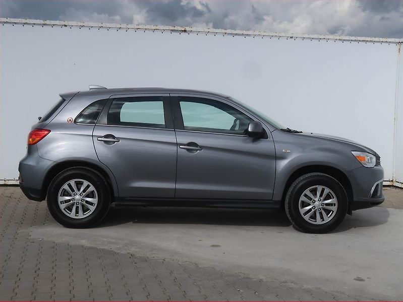 Mitsubishi ASX (2018) 1.6 MIVEC, Serv.kniha, Navi - fotka 6 z 18