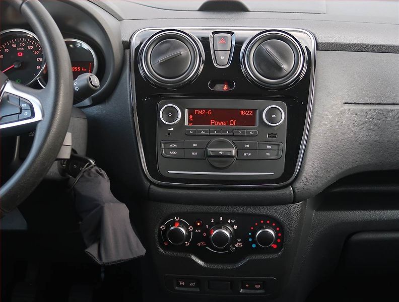 Dacia Lodgy (2022) Comfort 1.5 Blue dCi, ČR,1.maj - fotka 12 z 18