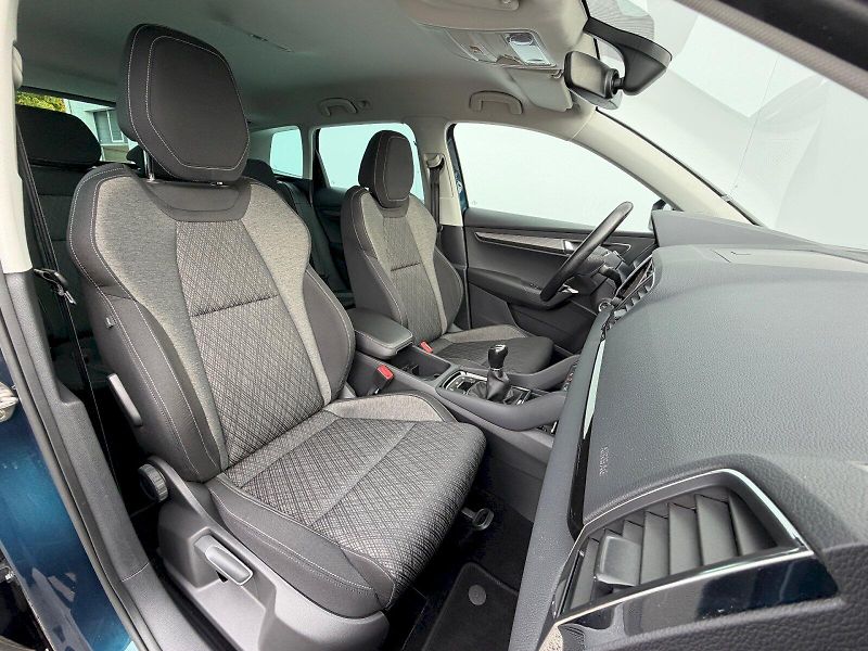 Škoda Karoq (2022) 2.0 TDI 110kW Style Plus Tažné - fotka 29 z 35