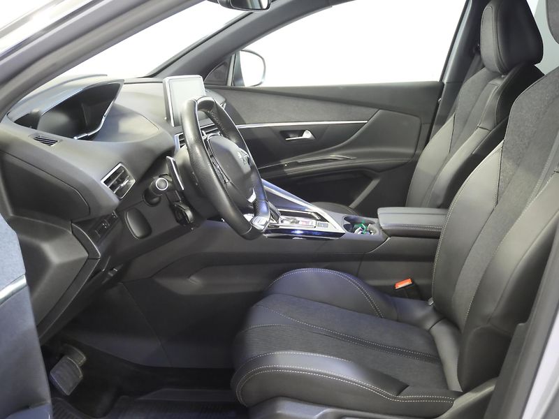 Peugeot 5008 - fotka 12 z 26