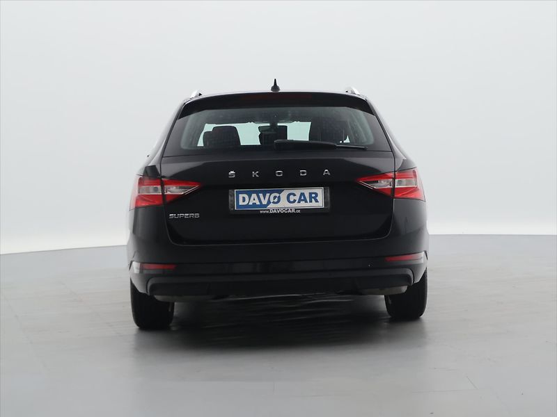 Škoda Superb 2,0 TSI 140kW Style DSG CZ DPH - fotka 5 z 28