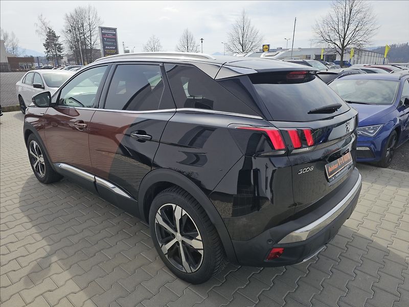 Peugeot 3008 1,6 GT Line  THP 165k EAT6 - fotka 10 z 44