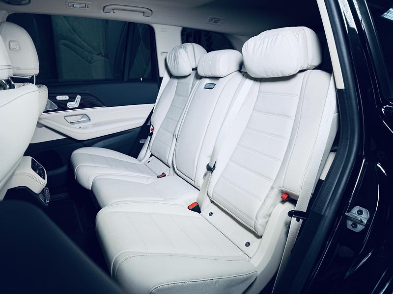 Mercedes-Benz GLS (2025) 450d*4M*AMG*HIGH.END*PANO*TOP - fotka 35 z 46