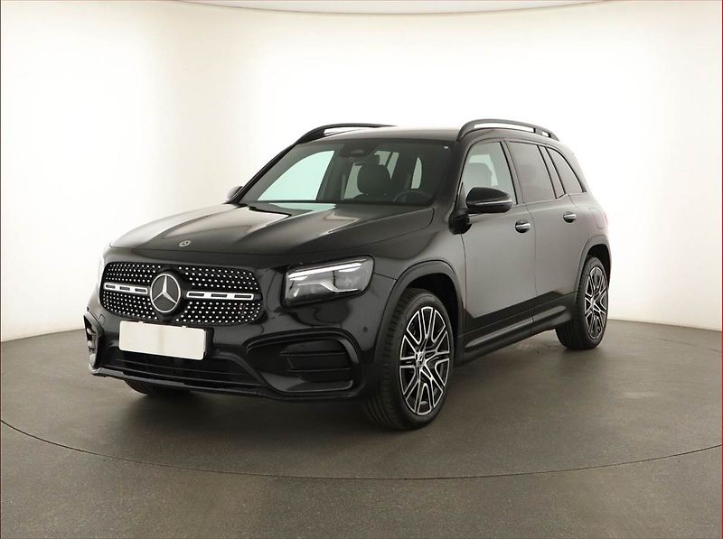 Mercedes-Benz GLB (2026) 200, AMG Line, Navigace - fotka 2 z 20